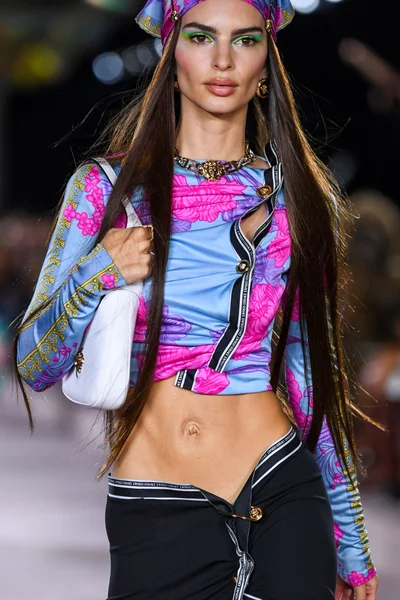 Look 46